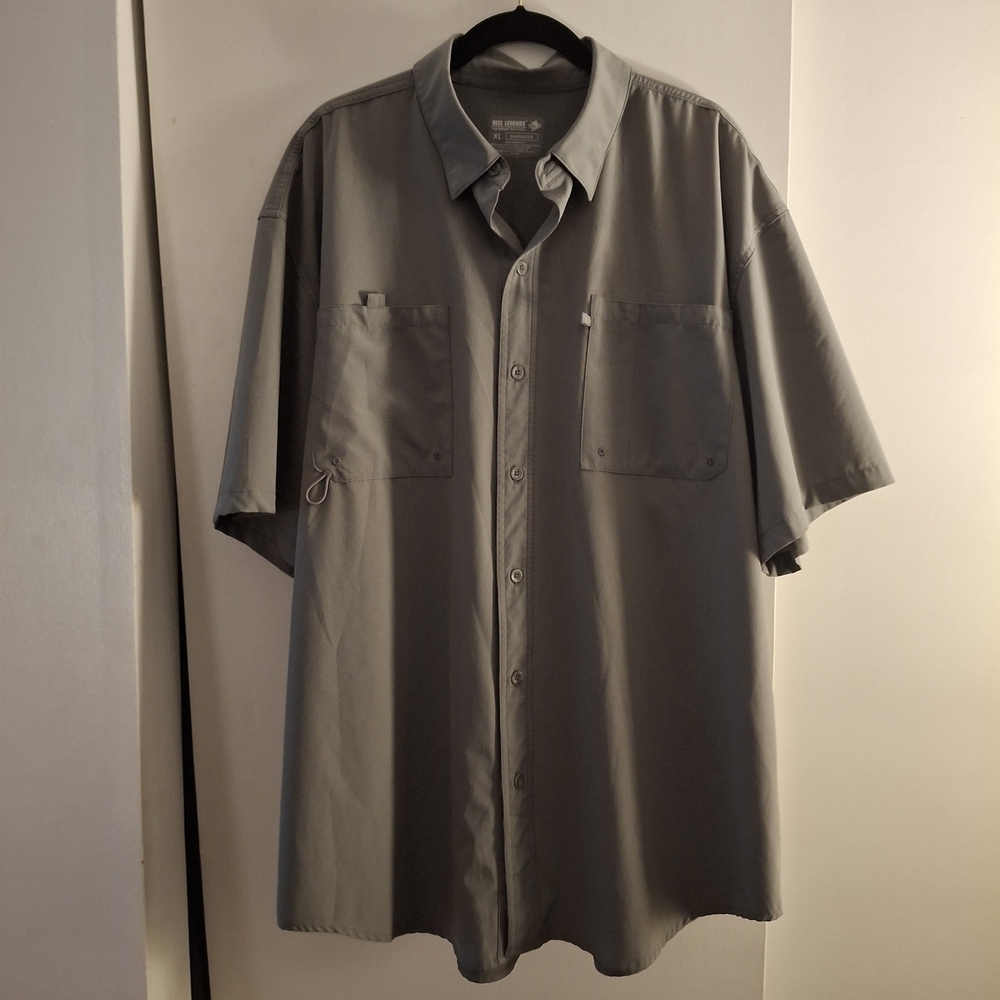 Reel Legends Men's Charcoal Button Down Short Sleeve Shirt